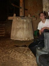 Despus del trabajo realizado, Alberto parece satisfecho.